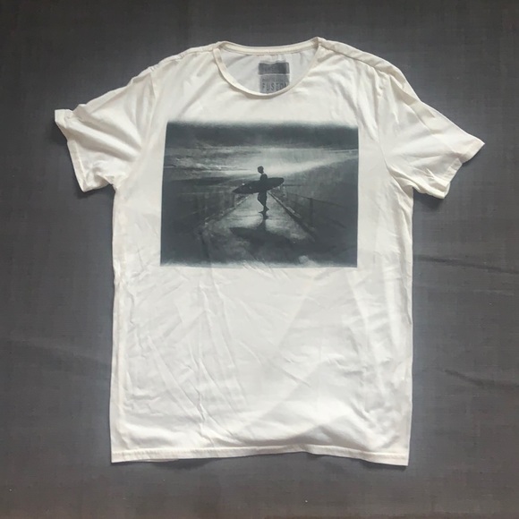 Vintage surfing T-shirt - Picture 1 of 3
